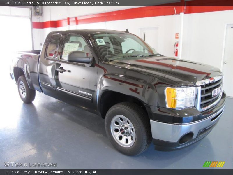 Onyx Black / Dark Titanium 2011 GMC Sierra 1500 Extended Cab