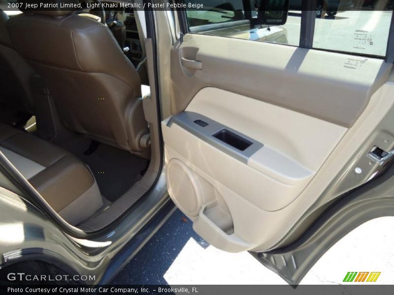 Light Khaki Metallic / Pastel Pebble Beige 2007 Jeep Patriot Limited