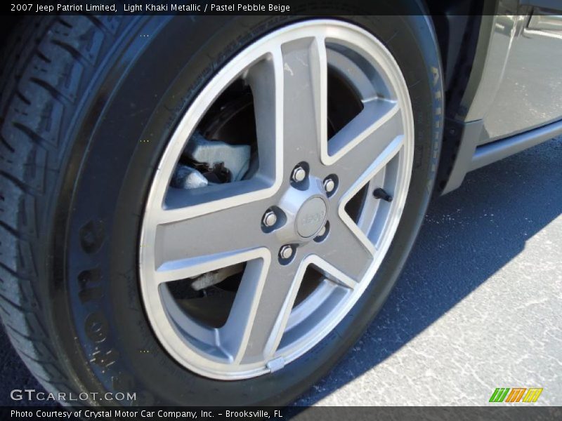 Light Khaki Metallic / Pastel Pebble Beige 2007 Jeep Patriot Limited