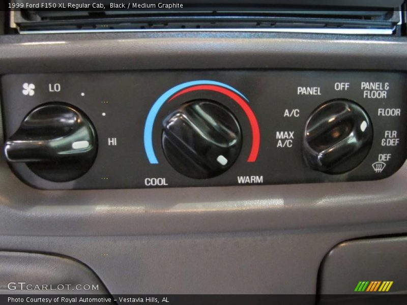 Black / Medium Graphite 1999 Ford F150 XL Regular Cab