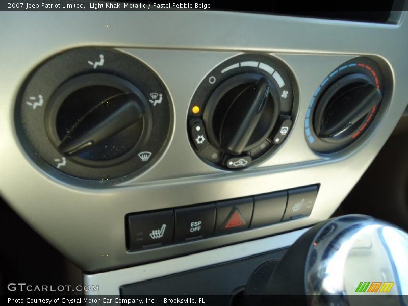 Light Khaki Metallic / Pastel Pebble Beige 2007 Jeep Patriot Limited