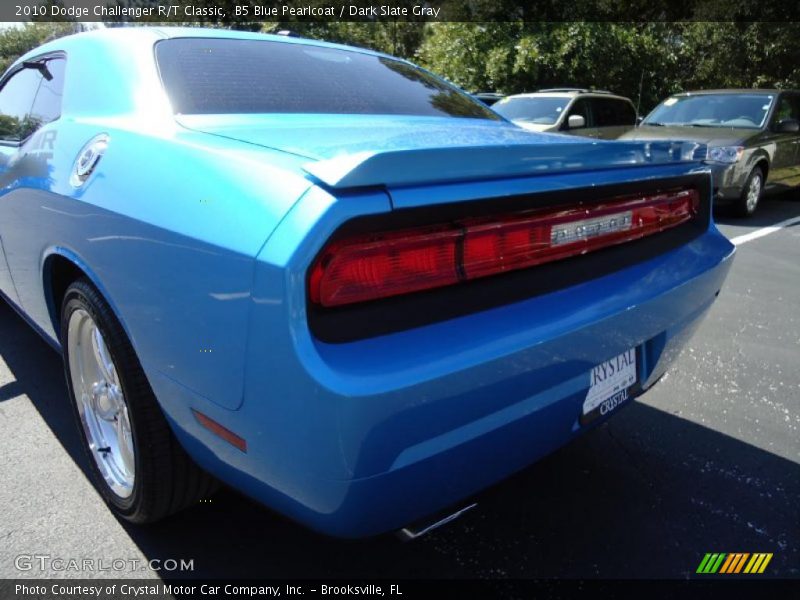 B5 Blue Pearlcoat / Dark Slate Gray 2010 Dodge Challenger R/T Classic