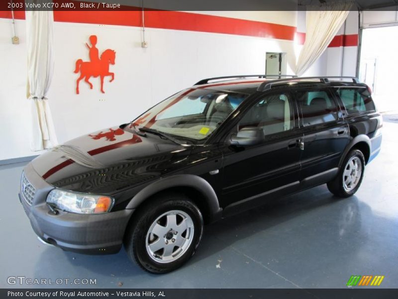 Black / Taupe 2003 Volvo XC70 AWD