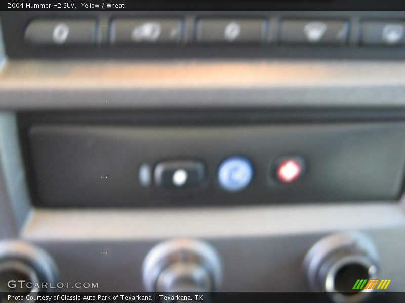 Yellow / Wheat 2004 Hummer H2 SUV