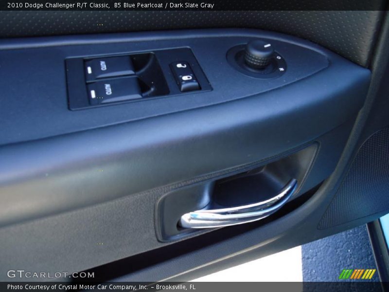 B5 Blue Pearlcoat / Dark Slate Gray 2010 Dodge Challenger R/T Classic