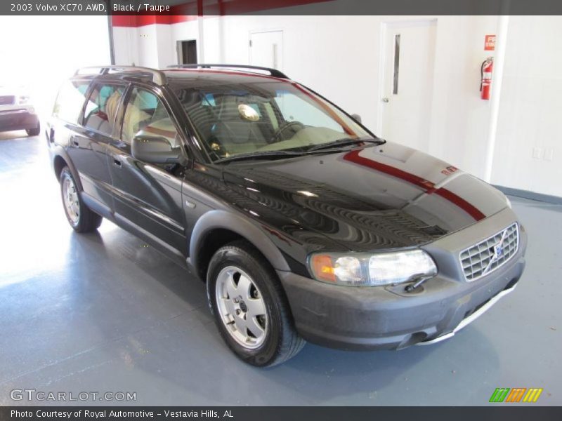 Black / Taupe 2003 Volvo XC70 AWD