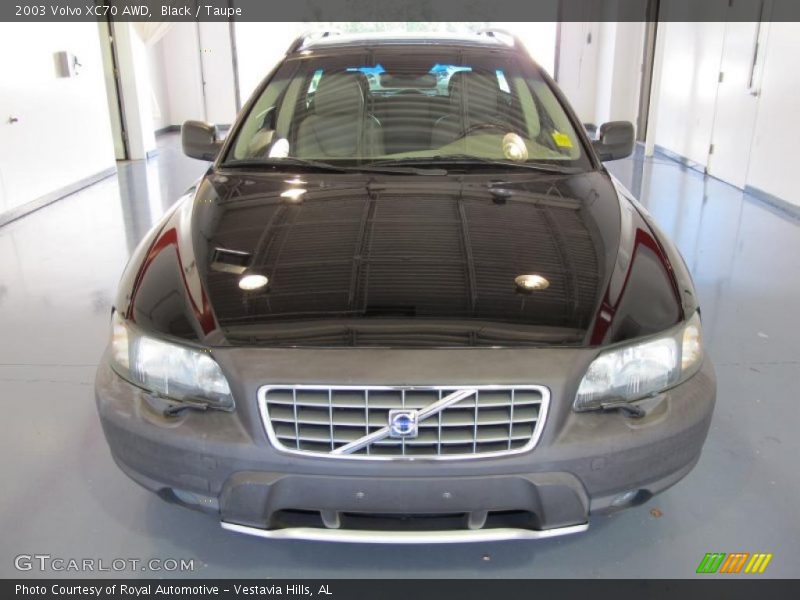 Black / Taupe 2003 Volvo XC70 AWD