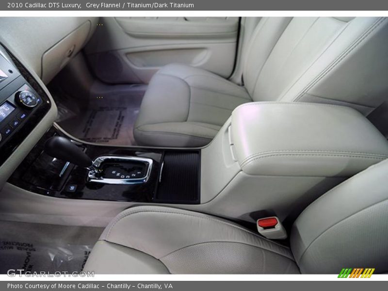 Grey Flannel / Titanium/Dark Titanium 2010 Cadillac DTS Luxury