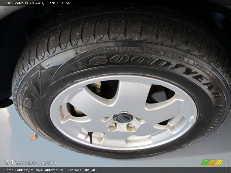 Black / Taupe 2003 Volvo XC70 AWD