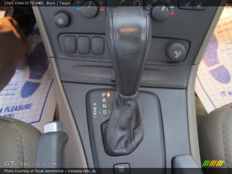 Black / Taupe 2003 Volvo XC70 AWD
