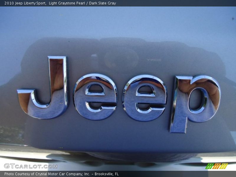 Light Graystone Pearl / Dark Slate Gray 2010 Jeep Liberty Sport