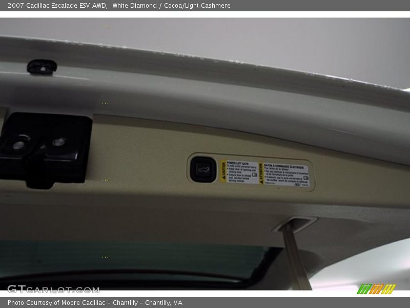 White Diamond / Cocoa/Light Cashmere 2007 Cadillac Escalade ESV AWD