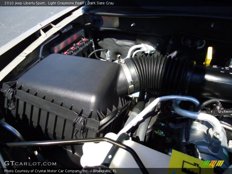 Light Graystone Pearl / Dark Slate Gray 2010 Jeep Liberty Sport