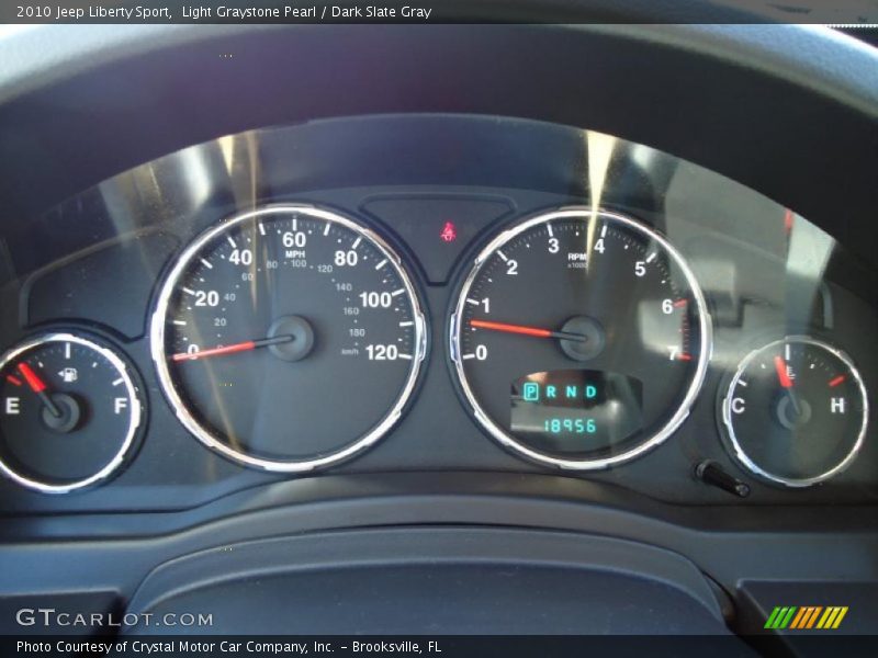 Light Graystone Pearl / Dark Slate Gray 2010 Jeep Liberty Sport