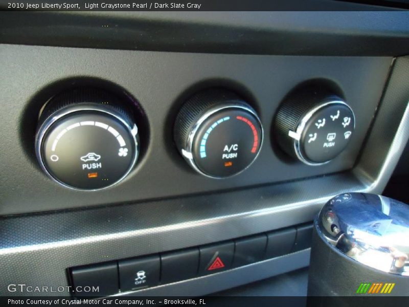 Light Graystone Pearl / Dark Slate Gray 2010 Jeep Liberty Sport