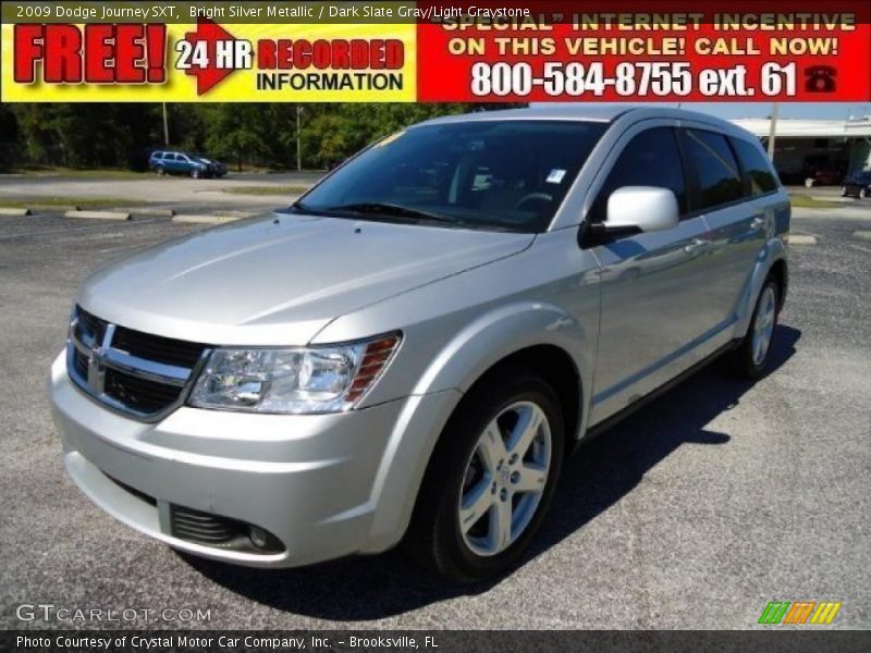 Bright Silver Metallic / Dark Slate Gray/Light Graystone 2009 Dodge Journey SXT