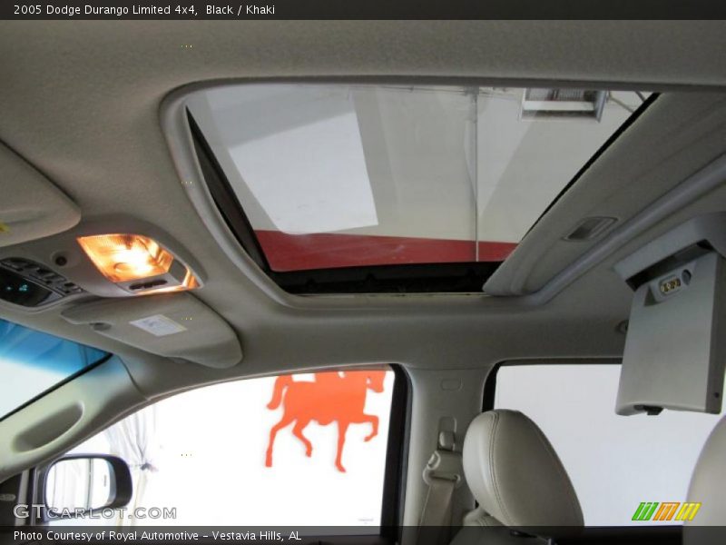Black / Khaki 2005 Dodge Durango Limited 4x4