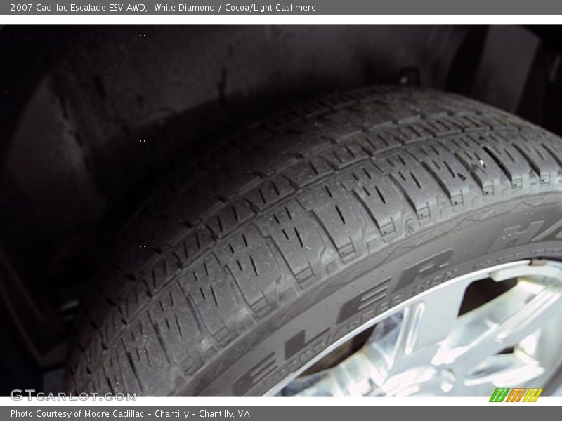 White Diamond / Cocoa/Light Cashmere 2007 Cadillac Escalade ESV AWD