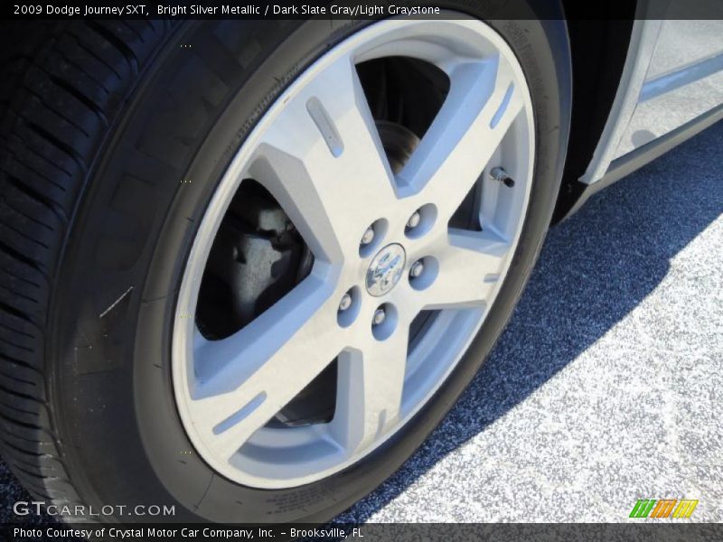Bright Silver Metallic / Dark Slate Gray/Light Graystone 2009 Dodge Journey SXT