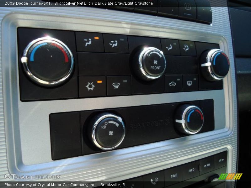 Bright Silver Metallic / Dark Slate Gray/Light Graystone 2009 Dodge Journey SXT