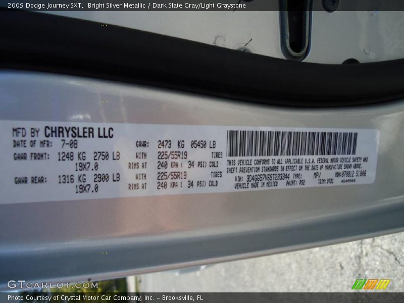 Bright Silver Metallic / Dark Slate Gray/Light Graystone 2009 Dodge Journey SXT