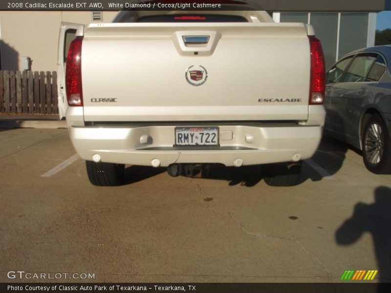 White Diamond / Cocoa/Light Cashmere 2008 Cadillac Escalade EXT AWD