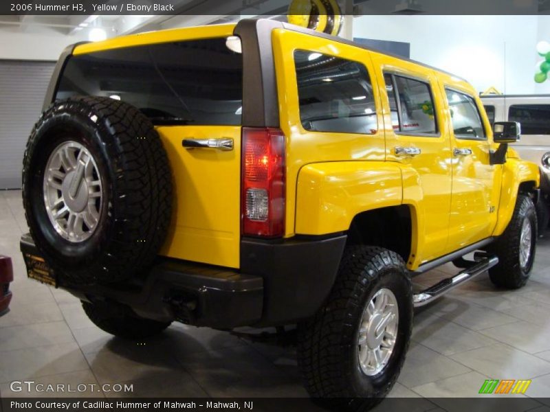 Yellow / Ebony Black 2006 Hummer H3