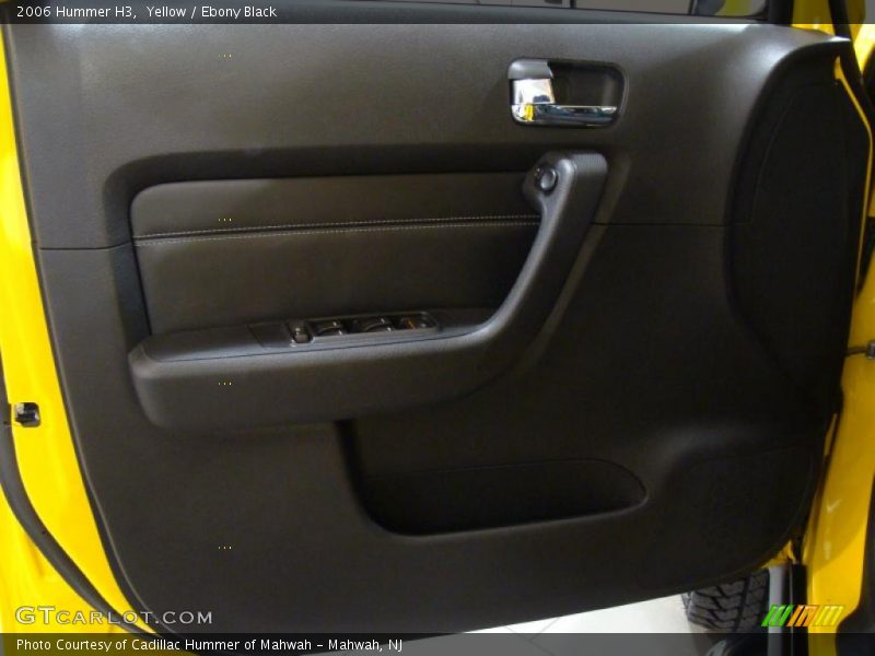 Yellow / Ebony Black 2006 Hummer H3