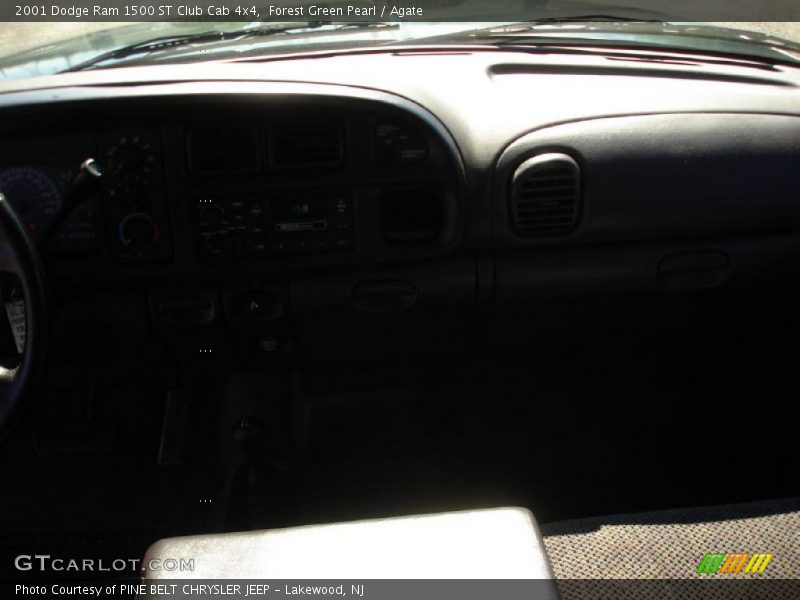 Forest Green Pearl / Agate 2001 Dodge Ram 1500 ST Club Cab 4x4