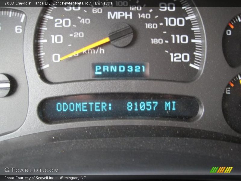 Light Pewter Metallic / Tan/Neutral 2003 Chevrolet Tahoe LT