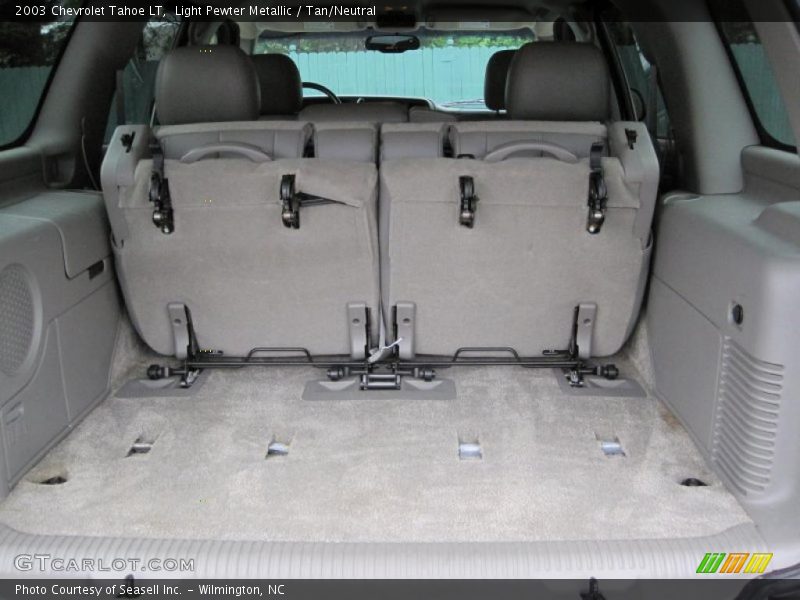 Light Pewter Metallic / Tan/Neutral 2003 Chevrolet Tahoe LT