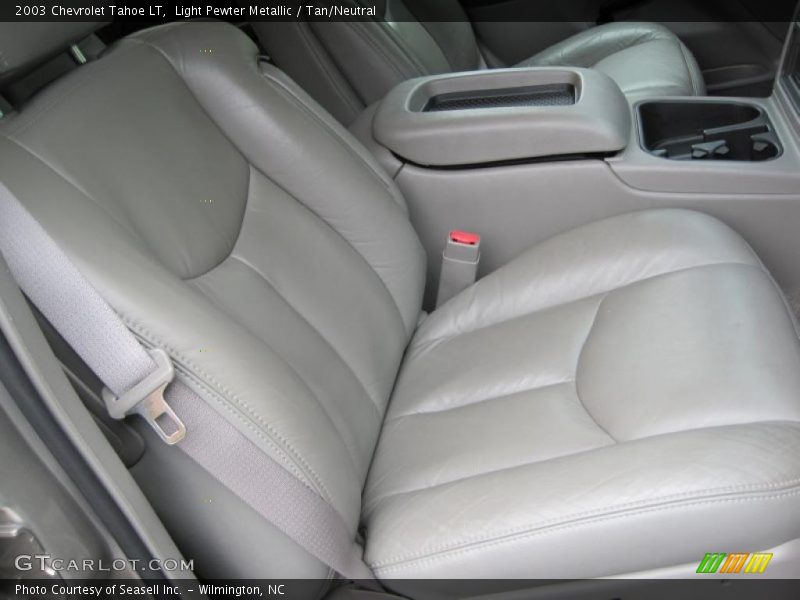 Light Pewter Metallic / Tan/Neutral 2003 Chevrolet Tahoe LT