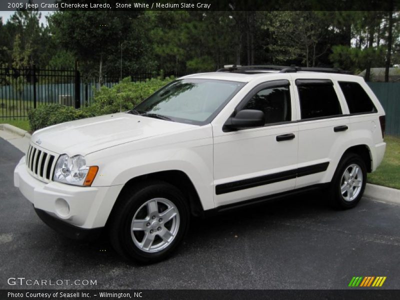 Stone White / Medium Slate Gray 2005 Jeep Grand Cherokee Laredo