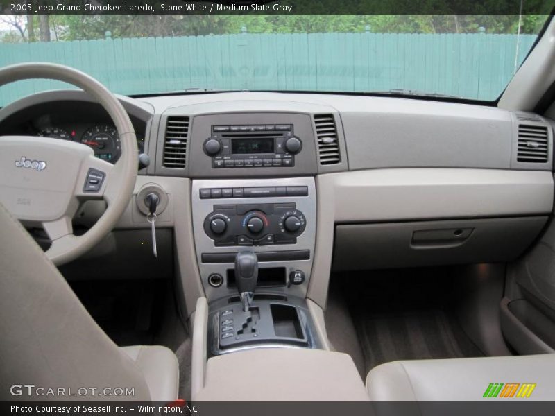 Stone White / Medium Slate Gray 2005 Jeep Grand Cherokee Laredo