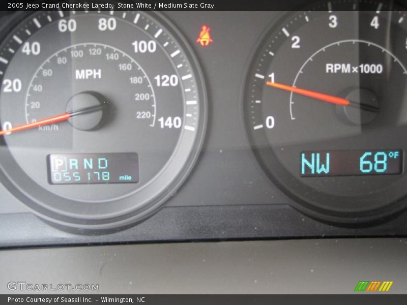 Stone White / Medium Slate Gray 2005 Jeep Grand Cherokee Laredo