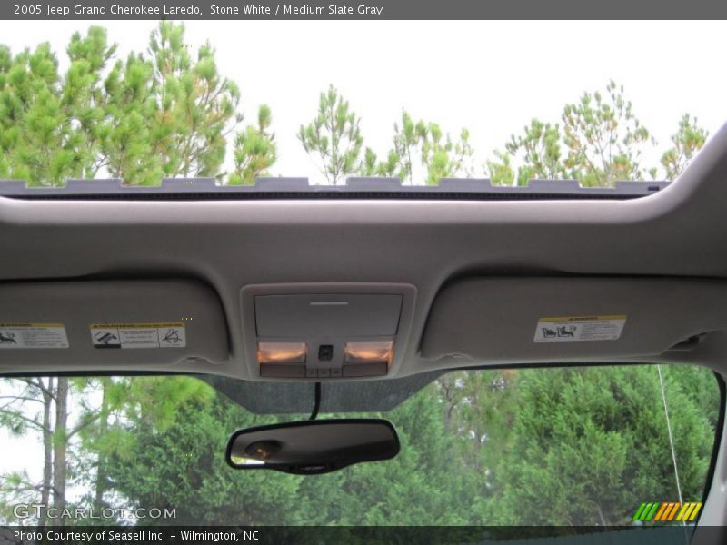 Stone White / Medium Slate Gray 2005 Jeep Grand Cherokee Laredo