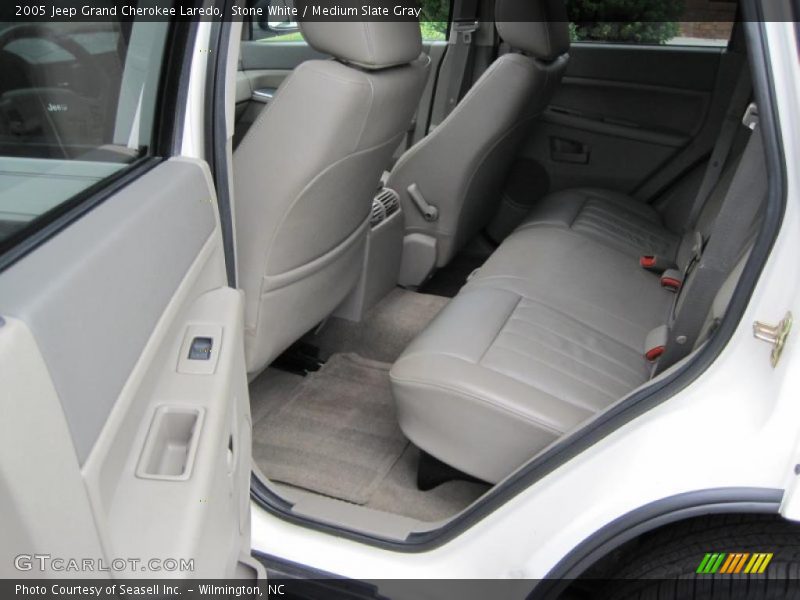 Stone White / Medium Slate Gray 2005 Jeep Grand Cherokee Laredo
