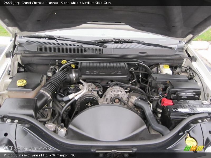 Stone White / Medium Slate Gray 2005 Jeep Grand Cherokee Laredo