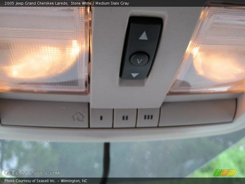 Stone White / Medium Slate Gray 2005 Jeep Grand Cherokee Laredo