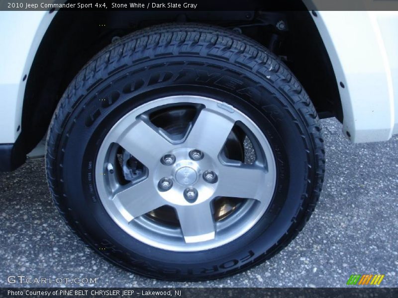 Stone White / Dark Slate Gray 2010 Jeep Commander Sport 4x4