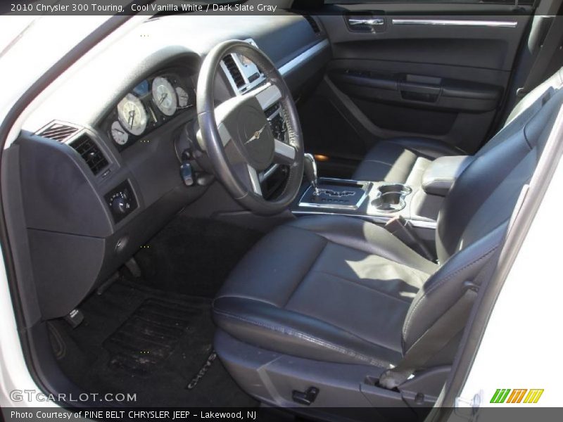 Cool Vanilla White / Dark Slate Gray 2010 Chrysler 300 Touring