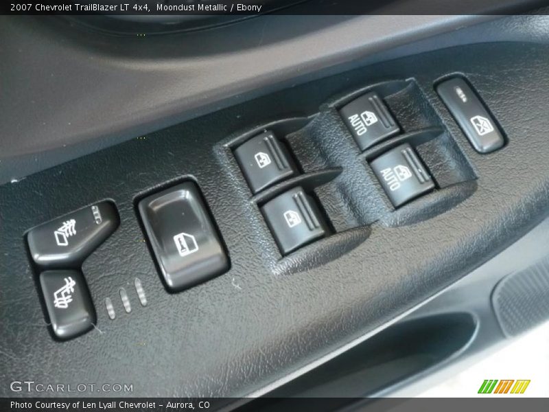 Moondust Metallic / Ebony 2007 Chevrolet TrailBlazer LT 4x4