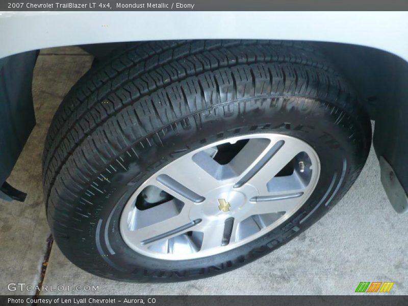 Moondust Metallic / Ebony 2007 Chevrolet TrailBlazer LT 4x4
