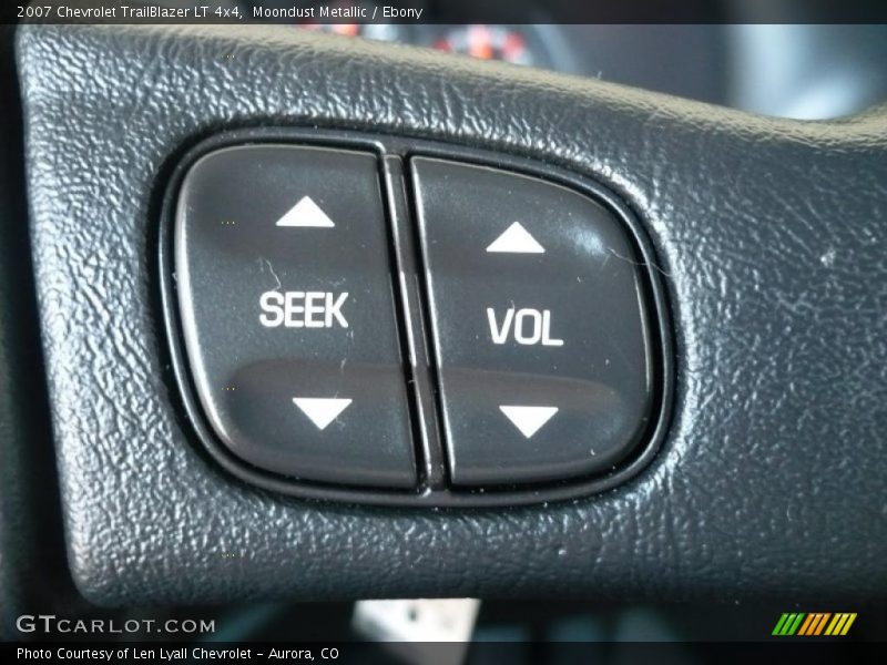 Moondust Metallic / Ebony 2007 Chevrolet TrailBlazer LT 4x4