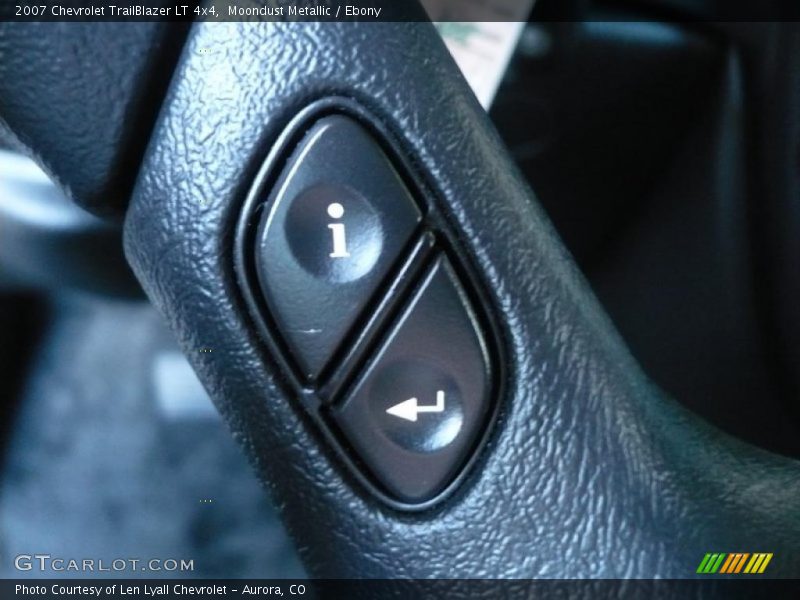 Moondust Metallic / Ebony 2007 Chevrolet TrailBlazer LT 4x4