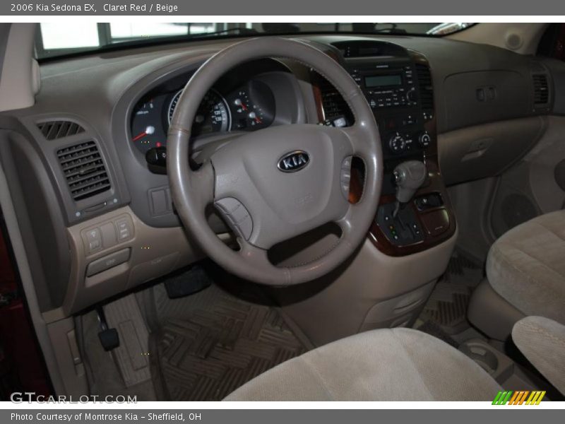 Claret Red / Beige 2006 Kia Sedona EX