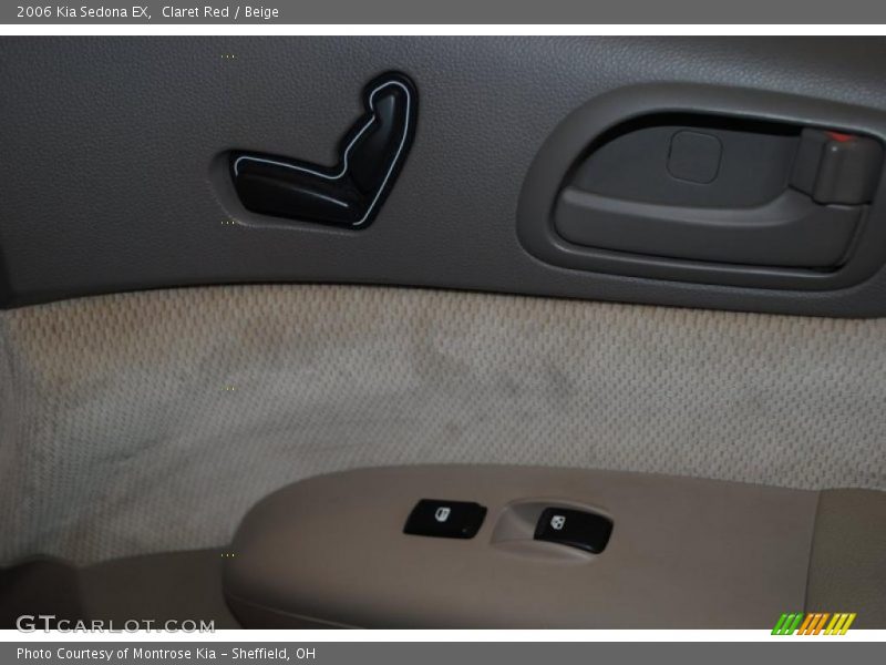 Claret Red / Beige 2006 Kia Sedona EX