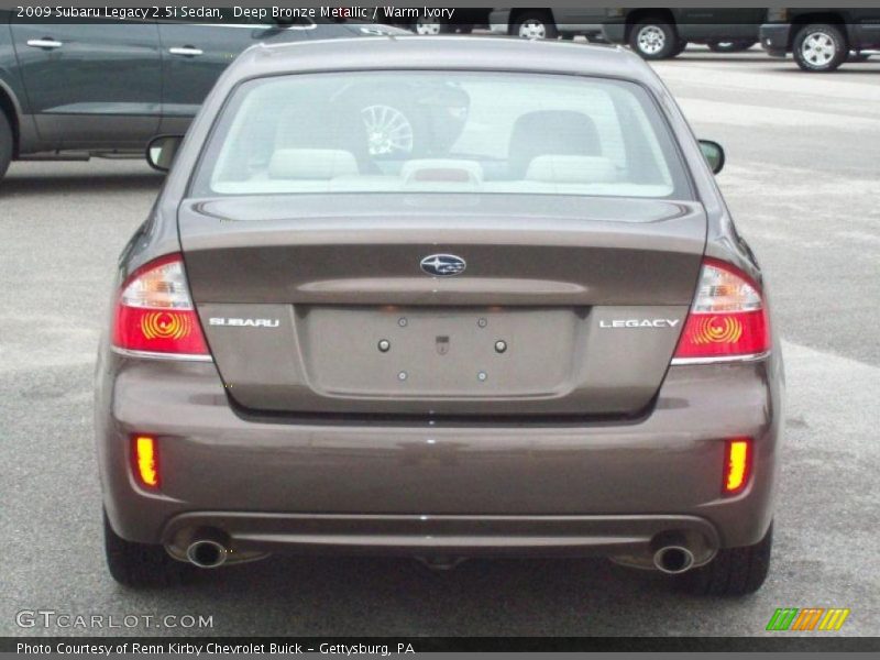 Deep Bronze Metallic / Warm Ivory 2009 Subaru Legacy 2.5i Sedan