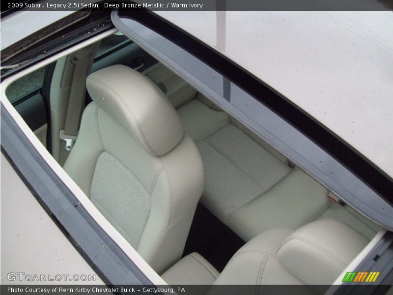 Deep Bronze Metallic / Warm Ivory 2009 Subaru Legacy 2.5i Sedan
