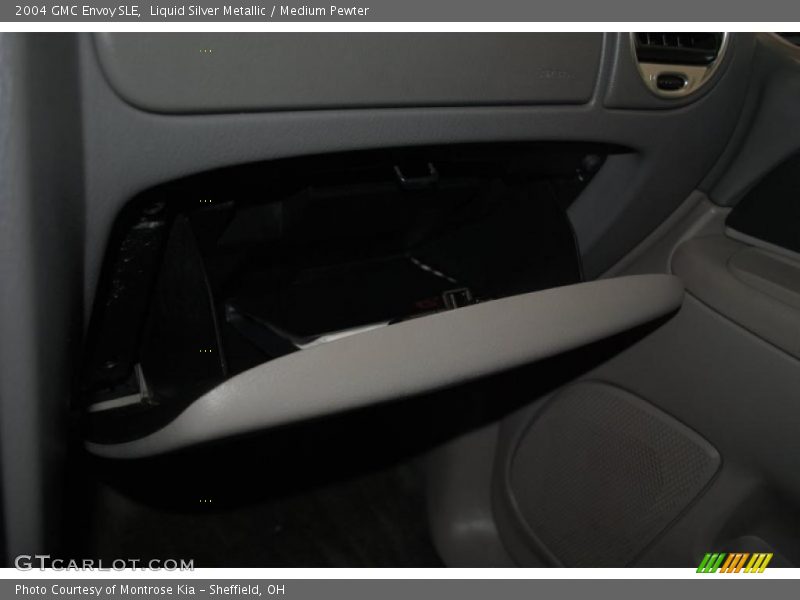Liquid Silver Metallic / Medium Pewter 2004 GMC Envoy SLE